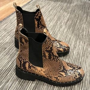 Snake print Chelsea lug sole boots Freda Salvador.  Size 7.5